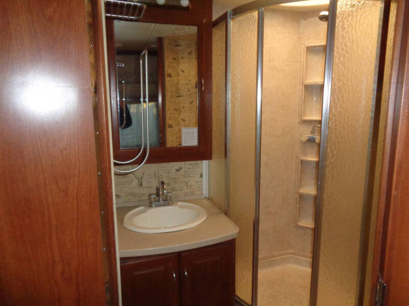 2008 Freightliner XCS Chassis