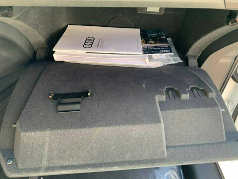 2019 Audi e-tron quattro Prestige