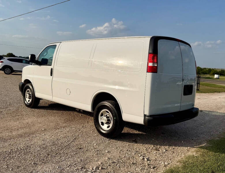 2021 Chevrolet Express 2500