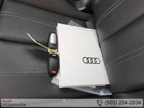 2024 Audi Q4 e-tron quattro Prestige 50