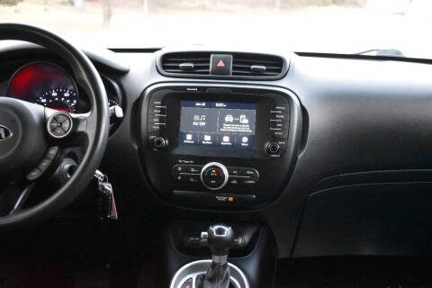 2018 Kia Soul +