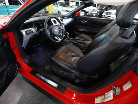 2017 Ford Mustang EcoBoost Premium