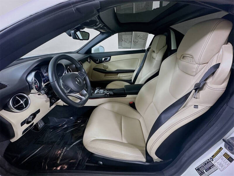 2020 Mercedes-Benz SLC SLC 300