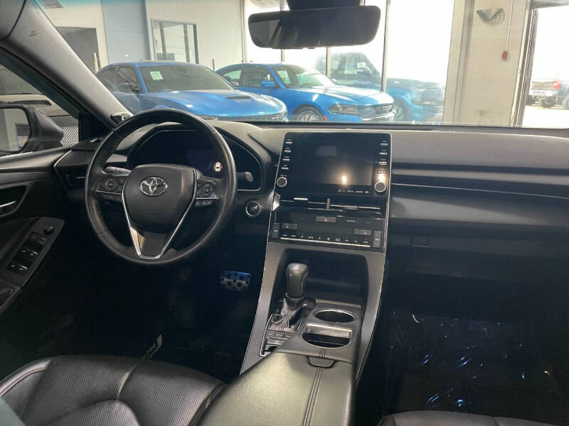 2019 Toyota Avalon XSE