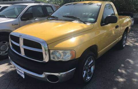 2004 Dodge Ram Pickup 1500 for sale at Simmons Auto Sales in Denison TX