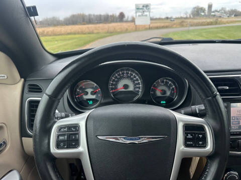 2011 Chrysler 200 Limited