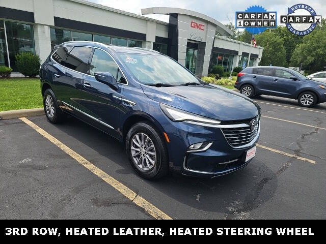 2022 Buick Enclave Essence