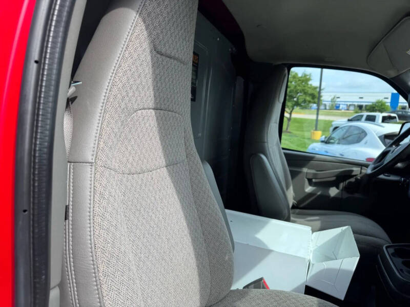 2017 GMC Savana 3500