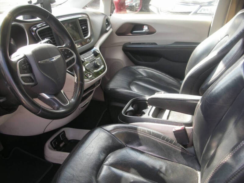 2018 Chrysler Pacifica Touring L