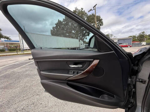 2018 BMW 3 Series 320i