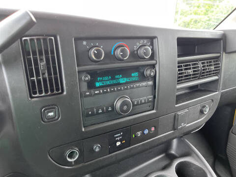 2021 GMC Savana 2500