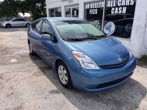2005 Toyota Prius for sale at ROYAL MOTOR SALES LLC in Dover FL
