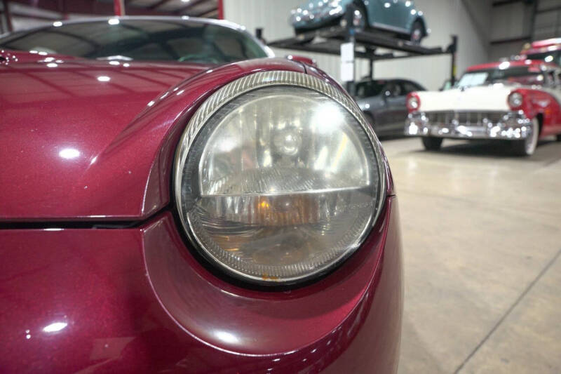 2004 Ford Thunderbird Deluxe