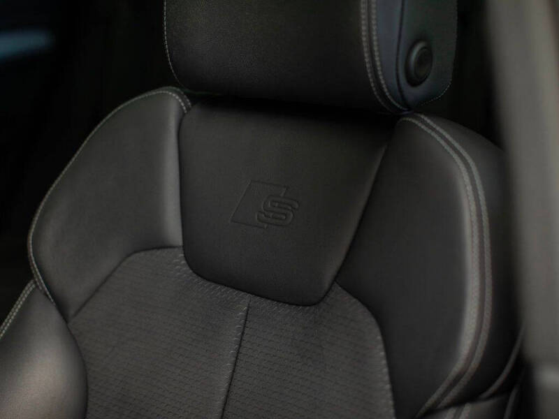 2024 Audi Q5 e quattro S line Prestg 55 TFSI