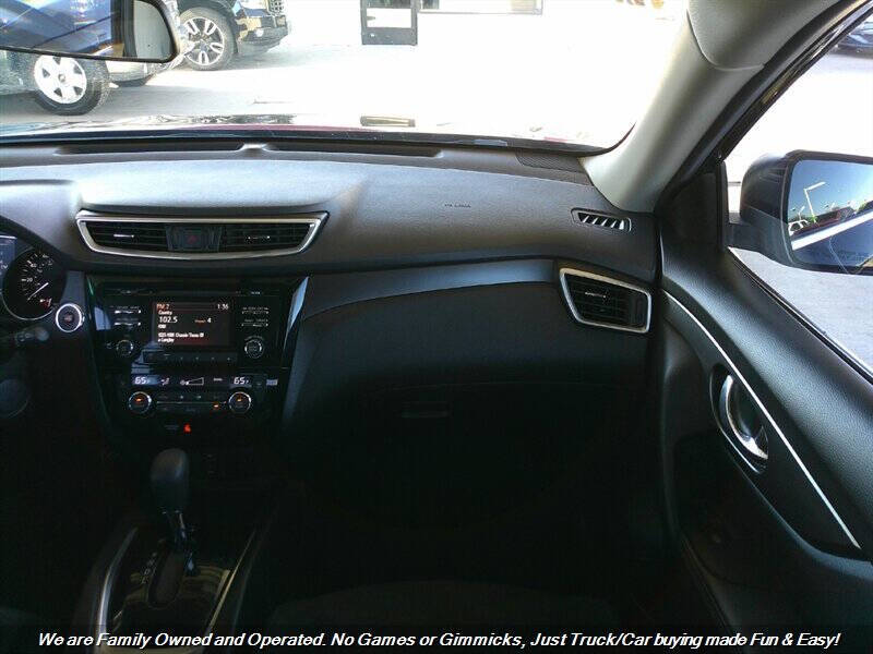 2015 Nissan Rogue SV