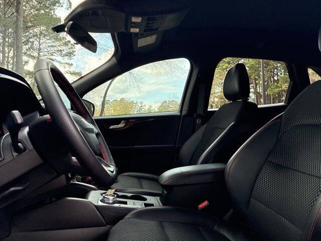 2024 Ford Escape ST-Line Select