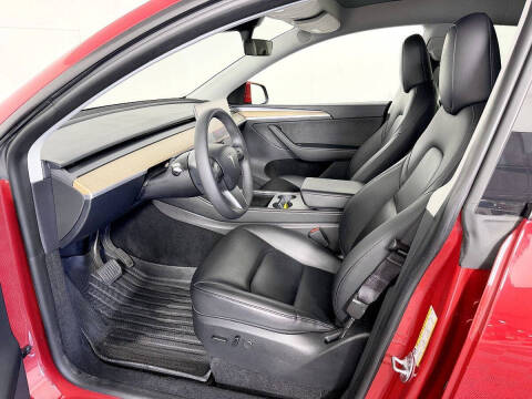 2023 Tesla Model Y Long Range