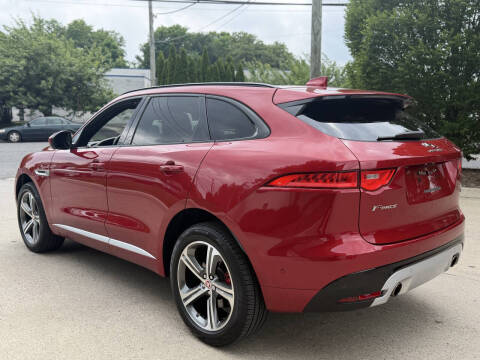 2017 Jaguar F-PACE S