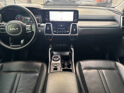 2023 Kia Sorento Hybrid EX