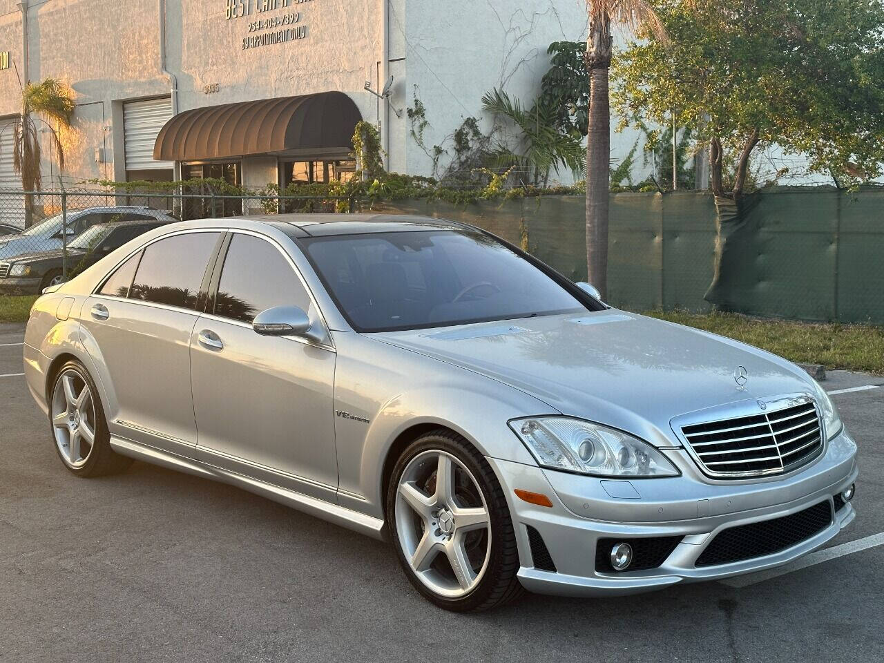 2007 Mercedes-Benz S-Class Sedan - $27,900