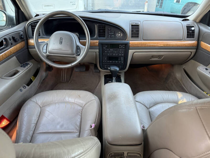 2000 Lincoln Continental