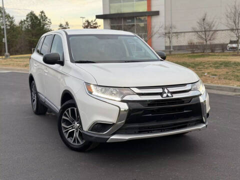 2017 Mitsubishi Outlander ES