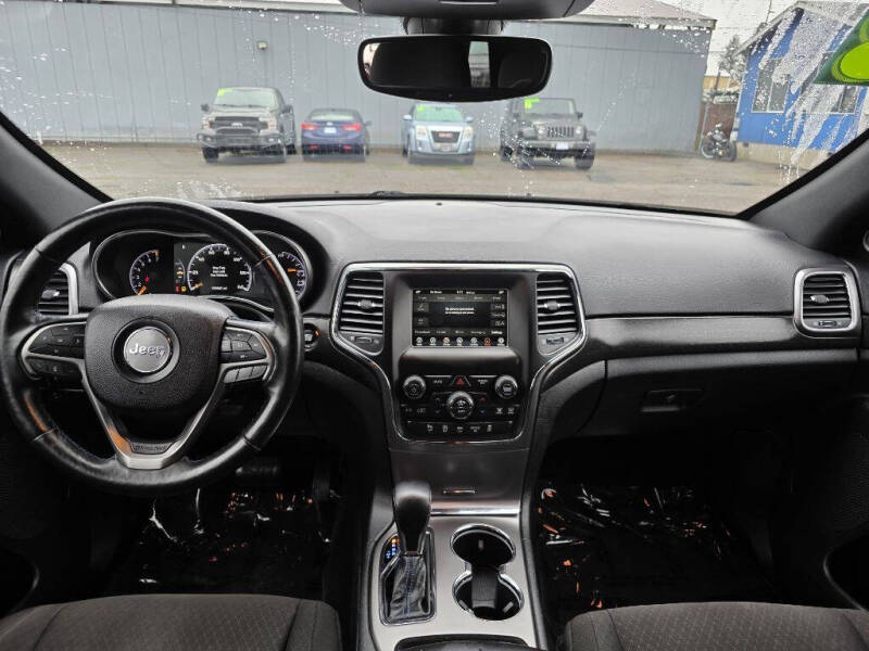 2018 Jeep Grand Cherokee Laredo