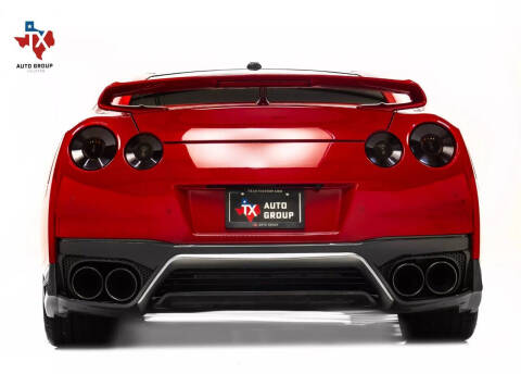 2019 Nissan GT-R Premium