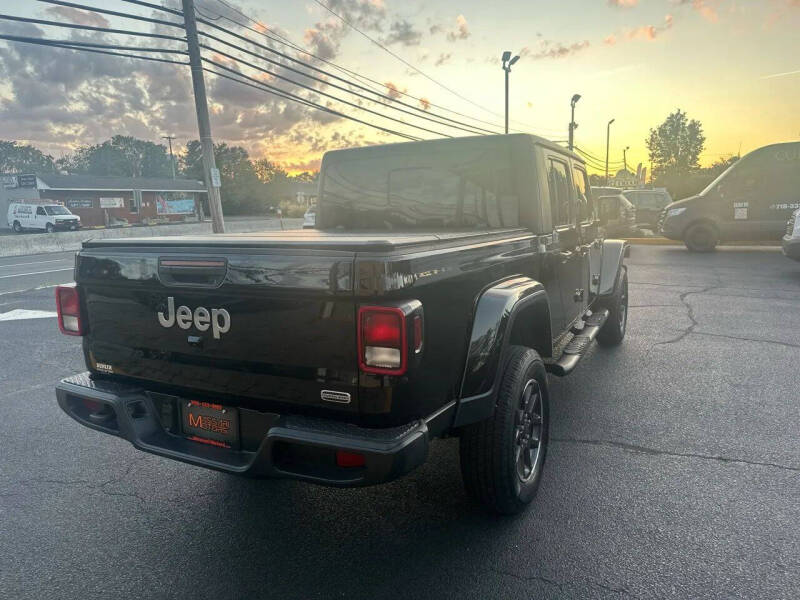 2023 Jeep Gladiator Overland