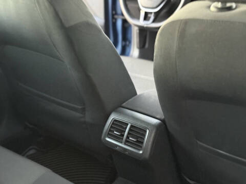 2016 Volkswagen Golf TSI SE