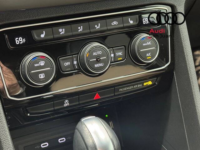 2022 Volkswagen Atlas Cross Sport V6 SEL R-Line 4Motion