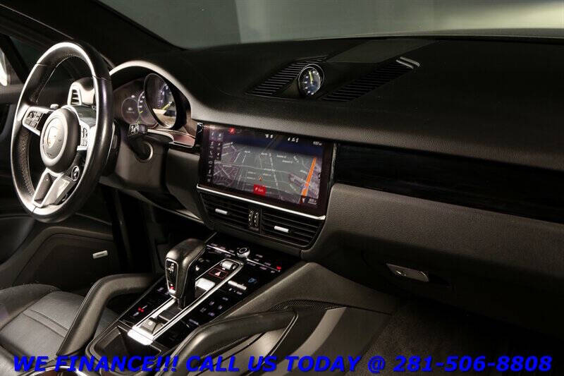 2019 Porsche Cayenne E-Hybrid