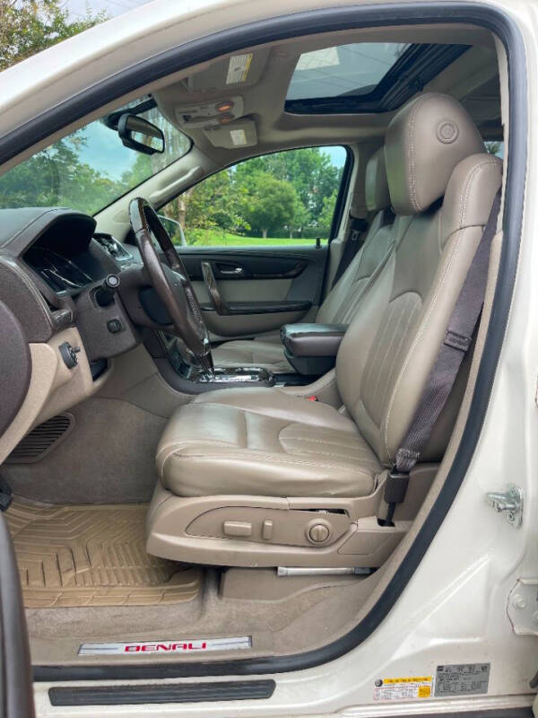 2013 GMC Acadia Denali