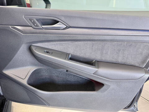2023 Volkswagen Golf GTI SE