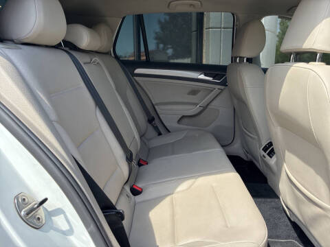 2015 Volkswagen Golf TSI SEL