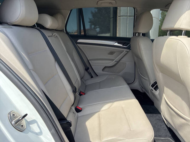 2015 Volkswagen Golf TSI SEL