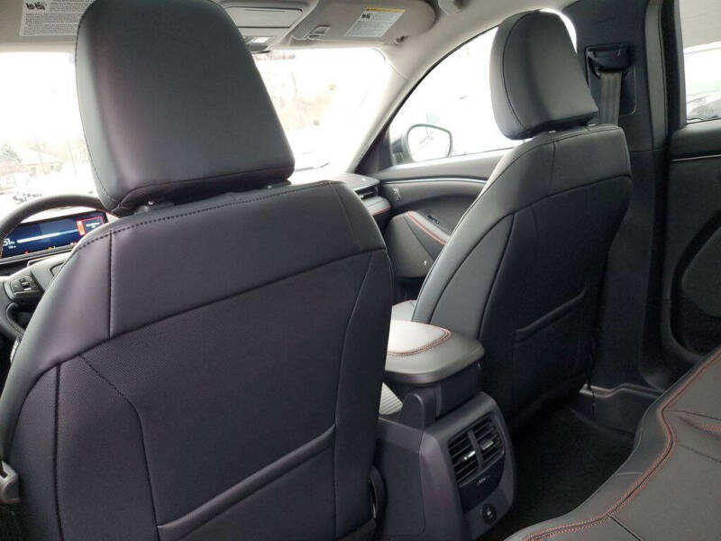 2025 Ford Mustang Mach-E Premium