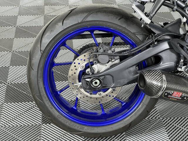 2025 Yamaha YZF-R7