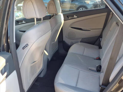 2018 Hyundai Tucson SE