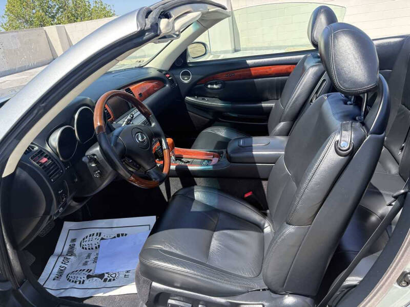 2002 Lexus SC 430