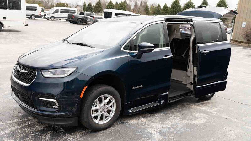 2021 Chrysler Pacifica Touring L