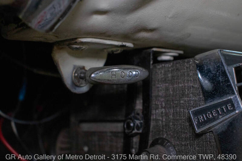 1957 Ford Thunderbird