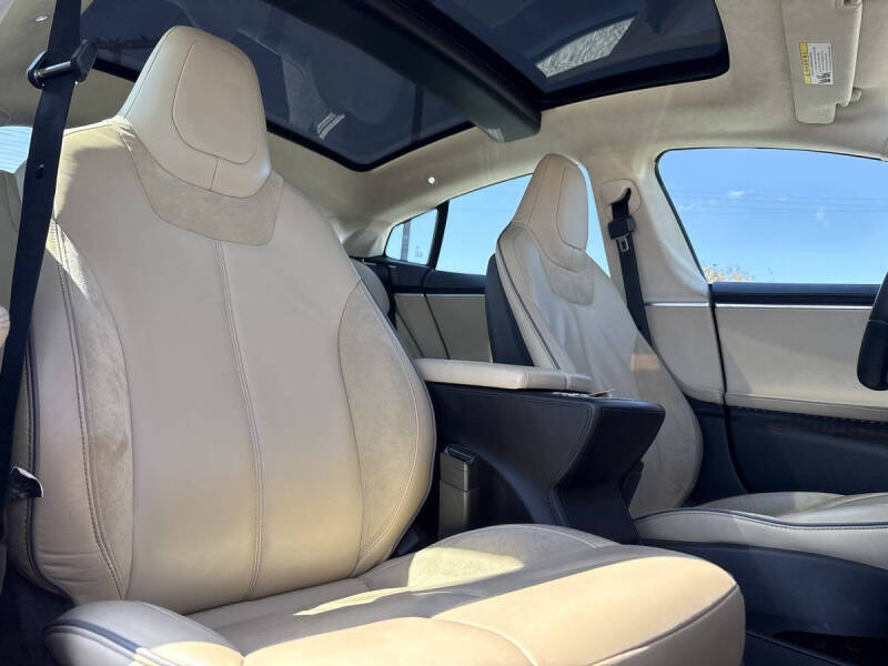 2012 Tesla Model S Performance