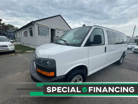 2017 GMC Savana LT 3500