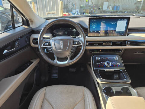 2021 Lincoln Nautilus Reserve