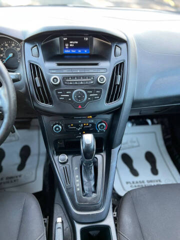 2016 Ford Focus SE