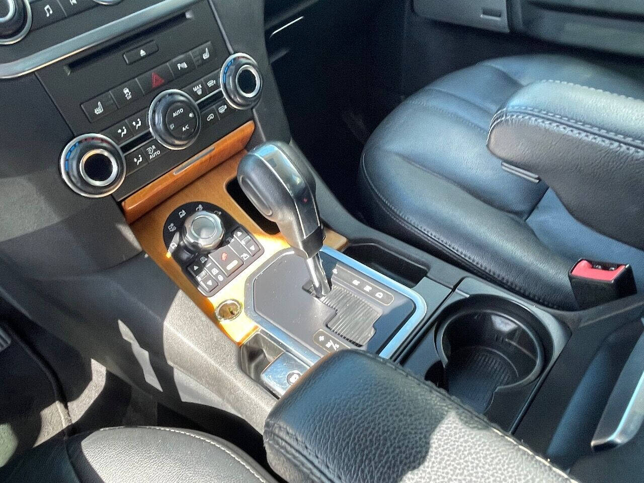 2012 Land Rover LR4  - $14,900