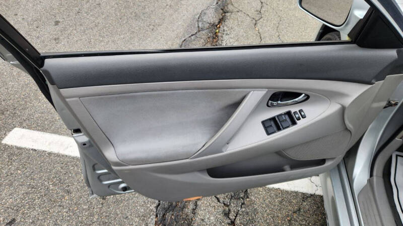 2007 Toyota Camry LE