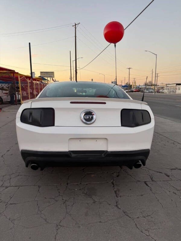 2012 Ford Mustang GT Premium