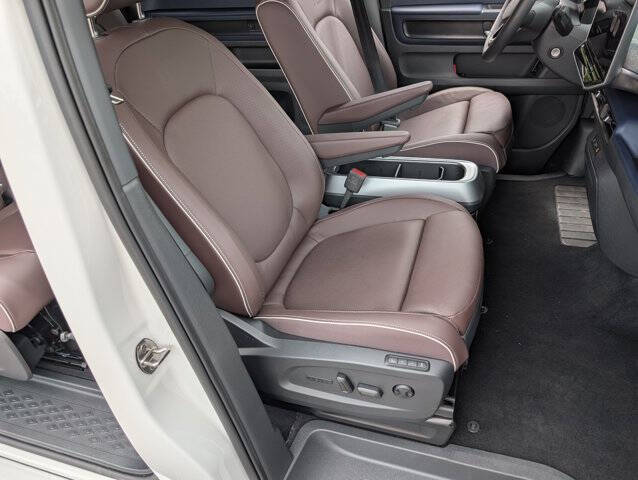 2025 Volkswagen ID. Buzz Pro S